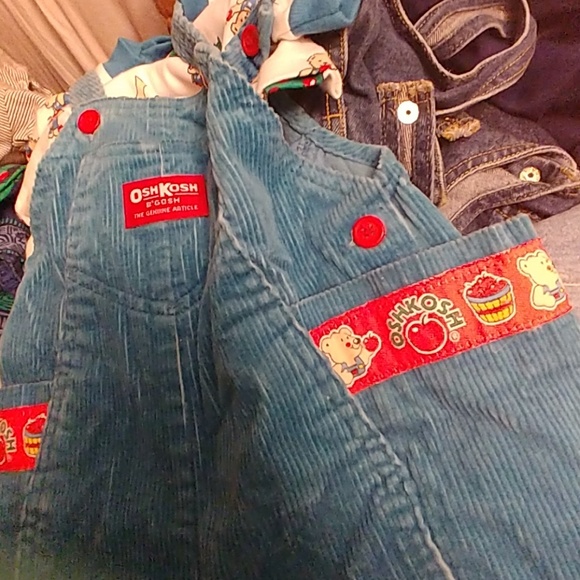 Vintage overalls, 2 shirts 🐻Oshkosh b'gosh - Picture 2 of 8